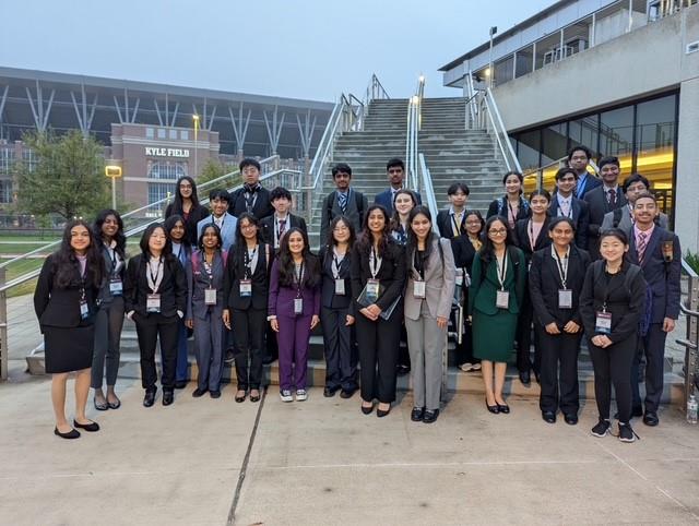 Image of Plano ISD TXSEF Senior Division participants.